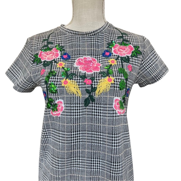 Zara Black and White Plaid Sheath Dress Short Sleeve Crew Neck Sequin Flowers - Picture 4 of 13
